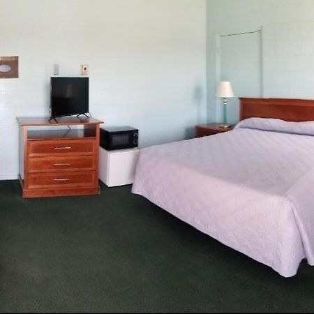 Holiday Host Motel Sonora Eksteriør billede