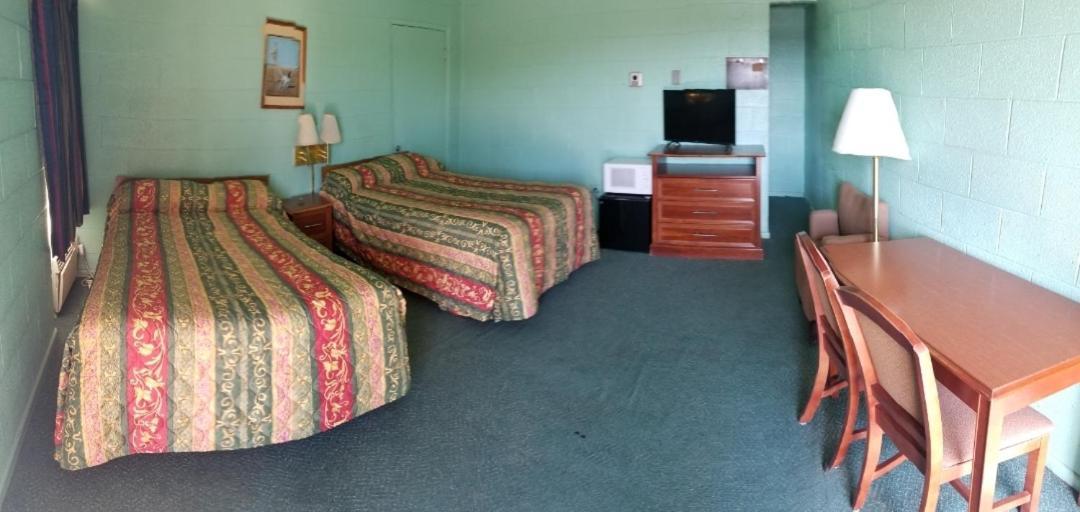 Holiday Host Motel Sonora Eksteriør billede
