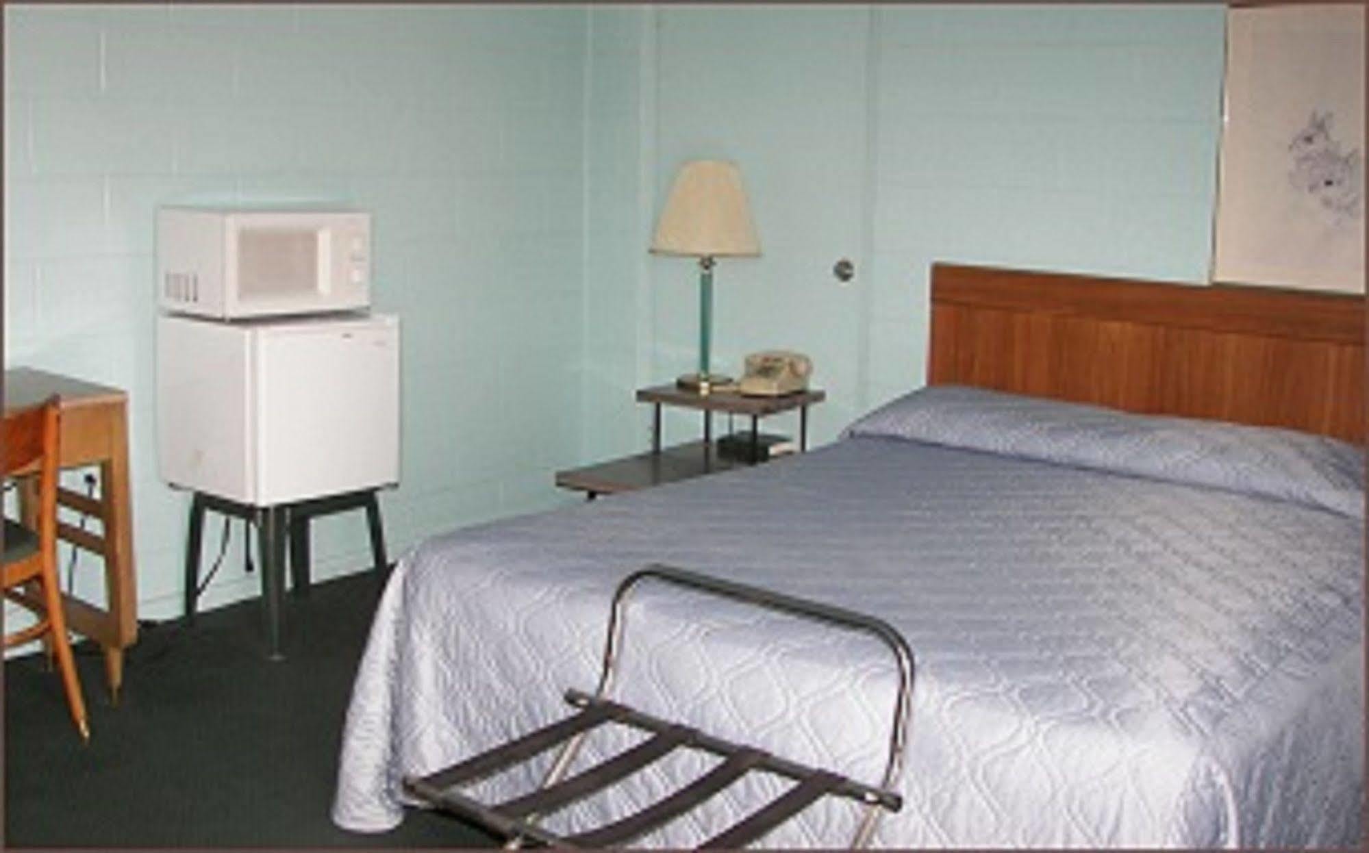 Holiday Host Motel Sonora Eksteriør billede