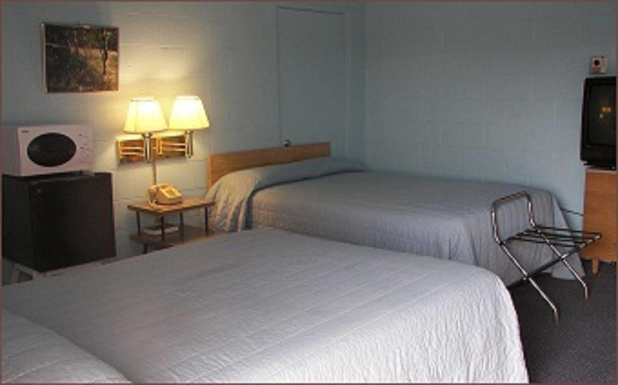Holiday Host Motel Sonora Eksteriør billede